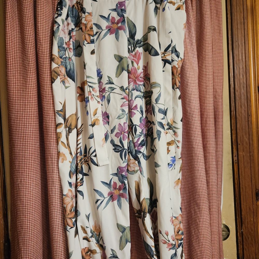 Elegant Floral Women's Trousers